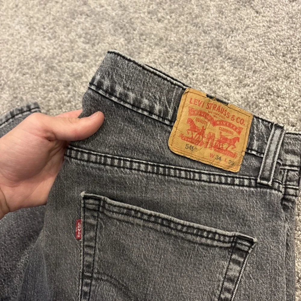 Levis 541 Jeans Mens 34x32 Black Denim Athletic Taper Fit Charcoal Wash Red Tab